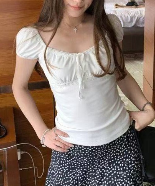 Achic(アシック)の「レースリボンギャザー半袖トップス(Tシャツ/カットソー・レディース・ダークグレー/ホワイト・M)」の21枚目の写真