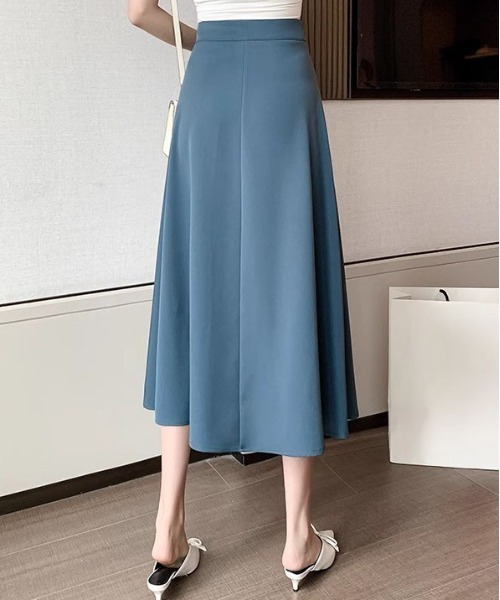 &soiree(アンドソワレ)の「アシンメトリーラップフレアスカート(スカート・レディース・ブルー/ブラック・SMALL/X-SMALL/X-LARGE/LARGE/MEDIUM)」の4枚目の写真