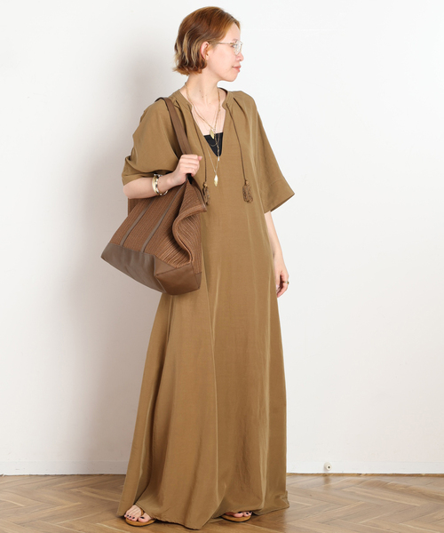 AP STUDIO(エーピーストゥディオ)の「Modena Dress(ワンピース・レディース・キャメル/カーキ・38/36)」の8枚目の写真