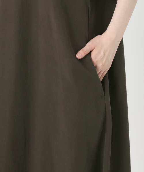 AP STUDIO(エーピーストゥディオ)の「Modena Dress(ワンピース・レディース・キャメル/カーキ・38/36)」の17枚目の写真