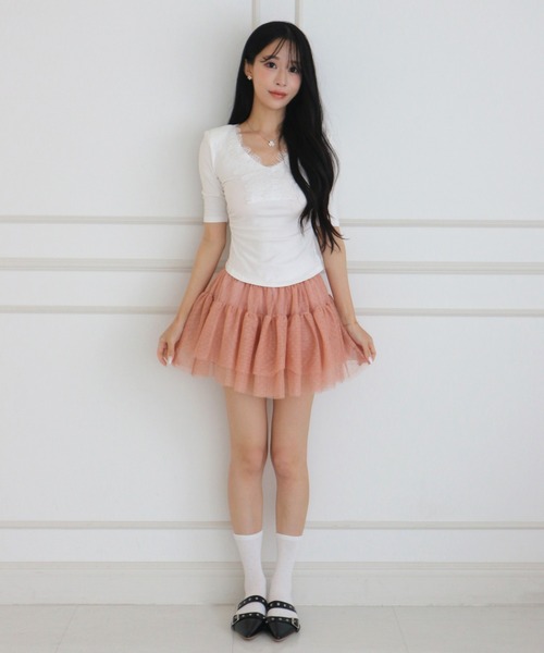 ALLuRing ChaRm(アリュリングチャーム)の「V-neck Lace Gathered T-shirt / VネックレースギャザーTシャツ(Tシャツ/カットソー・レディース・ホワイト・FREE)」の8枚目の写真