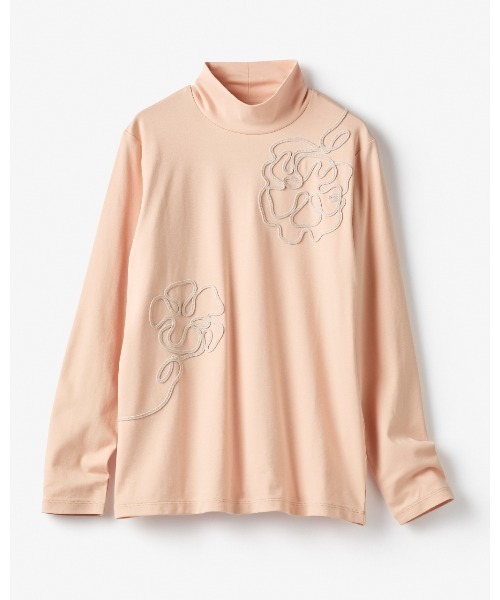 DoCLASSE( ドゥクラッセ)の「超長綿ハイネック/フラワーモチーフ(Tシャツ/カットソー・レディース・コーラル/グレイッシュブルー/ライトグレー/ネイビー/オフホワイト・M/S/LL/3L/L)」の13枚目の写真