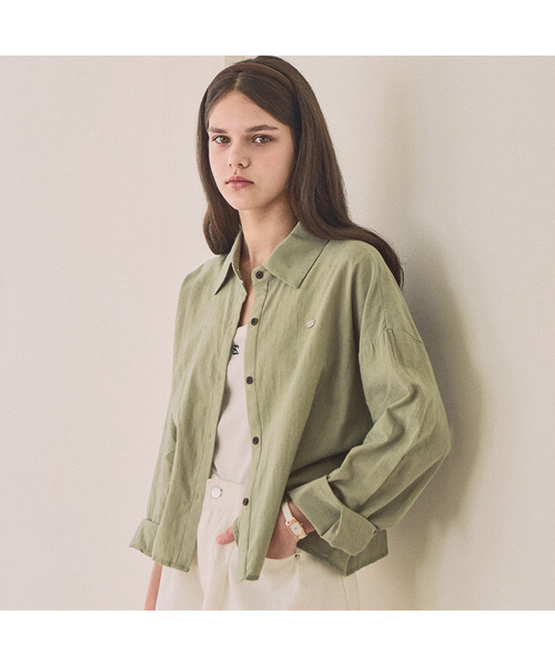 SLOWLOLLI(スローローリ)の「Volume sleeve crop shirt_4 Colors(シャツ/ブラウス・レディース・ブルー/ミント/カーキ/Beige・FREE)」の1枚目の写真