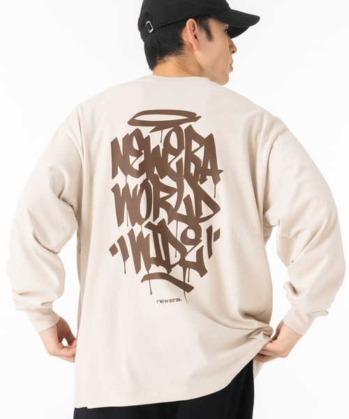NEW ERA(ニューエラ)の「ニューエラ 長袖Tシャツ ロンT グラフィティロゴ(Tシャツ/カットソー・メンズ・ホワイト/ブラック/ブラウン/ストーン・XXL/XL/L/M/S)」の3枚目の写真