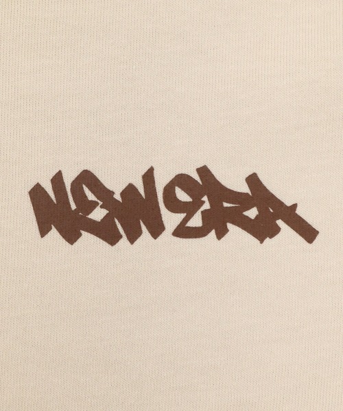 NEW ERA(ニューエラ)の「ニューエラ 長袖Tシャツ ロンT グラフィティロゴ(Tシャツ/カットソー・メンズ・ホワイト/ブラック/ブラウン/ストーン・XXL/XL/L/M/S)」の15枚目の写真
