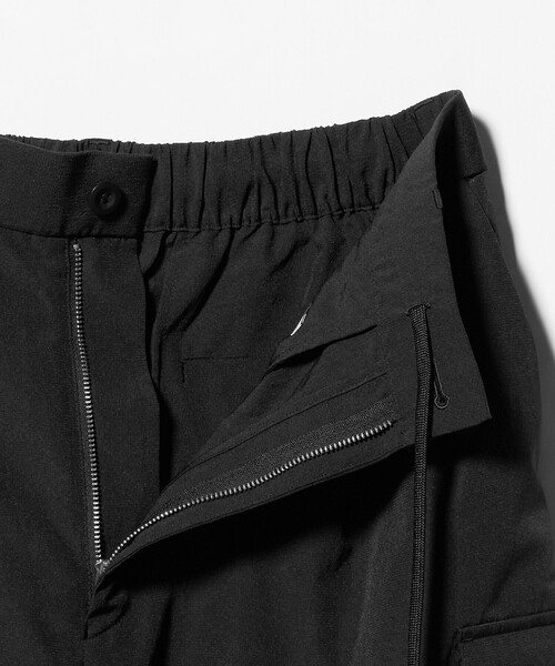 UNITED ARROWS(ユナイテッドアローズ)の「DotAir ドットエア カーゴ ショーツ 吸水速乾 タテストレッチ(その他パンツ・メンズ・ブラック/ダークブラウン・XL/M/L/S)」の12枚目の写真