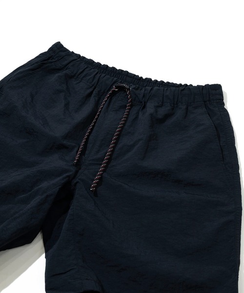 NANGA(ナンガ)の「NANGA/ナンガ NYLON TUSSER EASY SHORTS(その他パンツ・メンズ・ブラック・MEDIUM/LARGE/X-LARGE)」の4枚目の写真