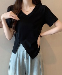 アシンメトリーヘムVネックTシャツ