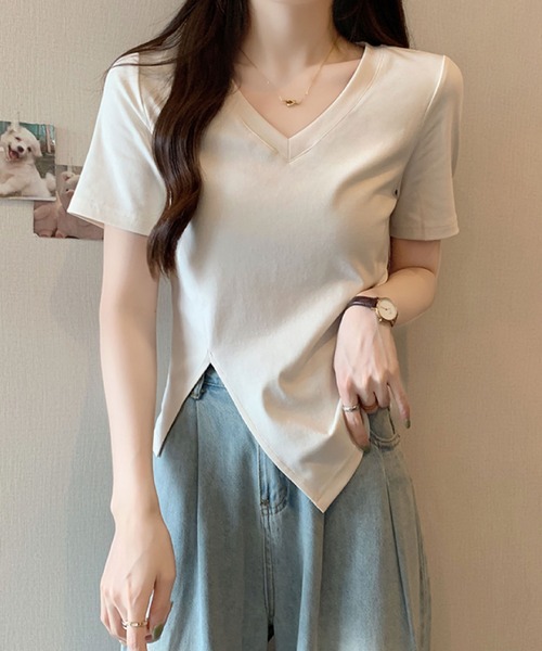 2ly2(トゥーリートゥー)の「アシンメトリーヘムVネックTシャツ(Tシャツ/カットソー・レディース・ベージュ/ブラック/イエロー/ボルドー・FREE)」の7枚目の写真