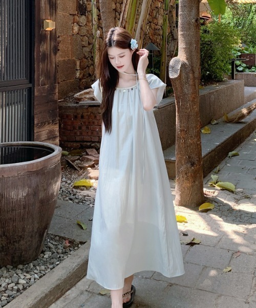 FAVORITO（ファヴォリート）の「ウエストマークリボンワンピース（ワンピース・レディース・ベージュ/ブルー・F）」の18枚目の写真