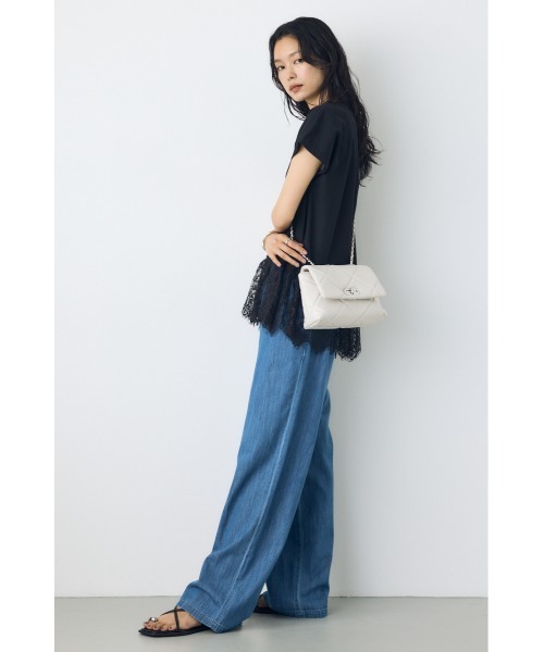 AZUL by moussy(アズールバイマウジー)の「【大人気!】キルティングデザインフラップバッグ【着用画像あり】(ショルダーバッグ・レディース・ブルー/ブラック/オフホワイト・FREE)」の6枚目の写真