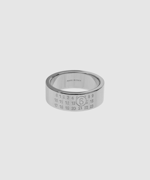 MM6 Maison Margiela(エムエムシックス メゾン マルジェラ)の「Ring(リング・レディース・その他1・04/05/06/07/08/09/03)」の1枚目の写真
