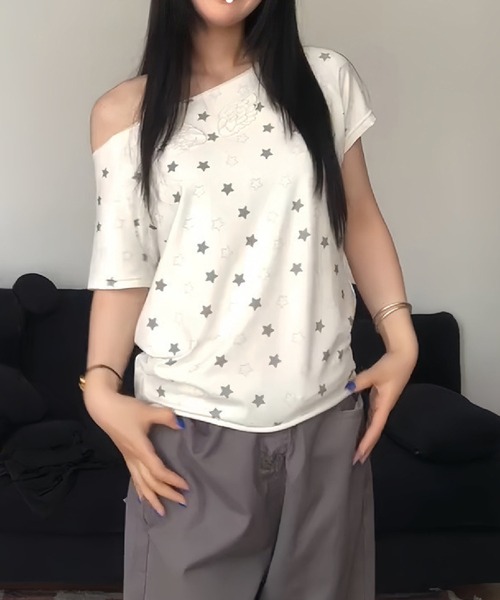 HALEY PESCA(ヘーリーペスカ)の「HALEY PESCA/羽刺繍 星ドット柄 ワンショルダートップス(Tシャツ/カットソー・レディース・ホワイト・SMALL/MEDIUM)」の8枚目の写真