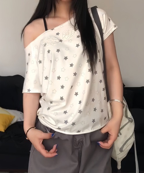 HALEY PESCA(ヘーリーペスカ)の「HALEY PESCA/羽刺繍 星ドット柄 ワンショルダートップス(Tシャツ/カットソー・レディース・ホワイト・SMALL/MEDIUM)」の10枚目の写真