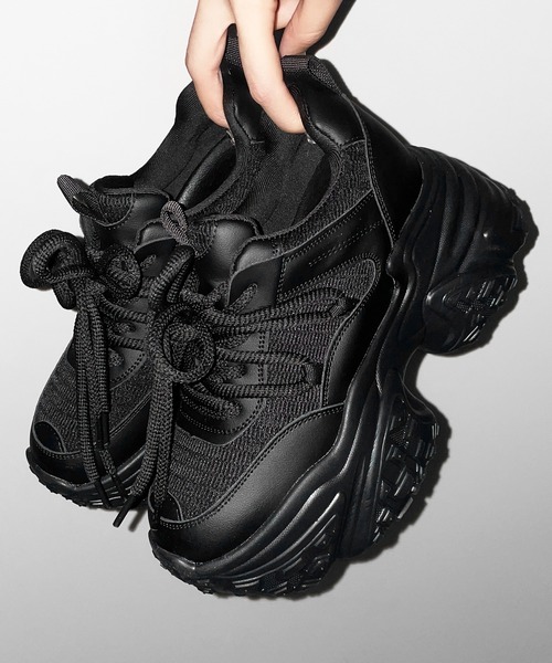 me+em select(ミームセレクト)の「【 +10.5cm盛れ 】レースアップ厚底スニーカー / +10.5cm lace-up platform sneakers(スニーカー・レディース・アイボリー/ブラック・37/38/39/40)」の21枚目の写真