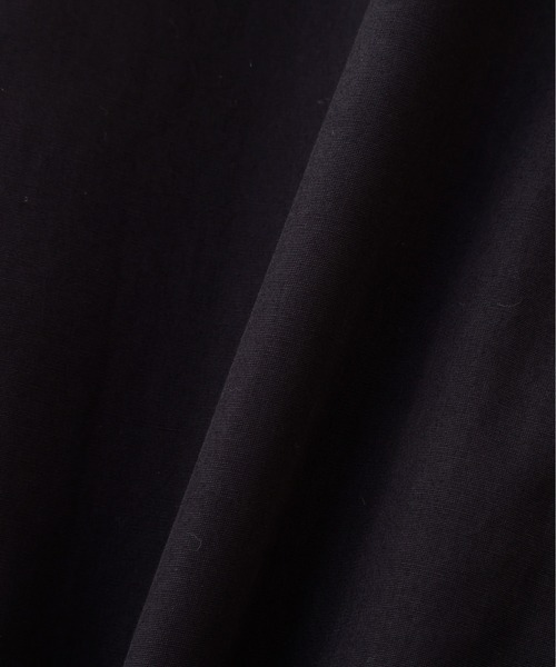MHL.(エムエイチエル)の「GARMENT DYED COTTON POPLIN(シャツ/ブラウス・レディース・チャコール/アイボリー・1/2)」の5枚目の写真