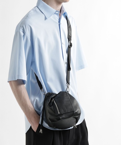 HARE(ハレ)の「MA-1キンチャクBAG(HARE)(ショルダーバッグ・メンズ・ブラック系その他/ブラック・FREE)」の14枚目の写真