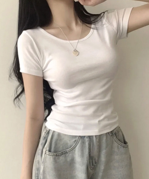 VIVID LADY(ビビッドレディー)の「Uネック 半袖Tシャツ(Tシャツ/カットソー・レディース・ブルー/ホワイト/チャコールグレー/ブラック/グレー・FREE)」の8枚目の写真