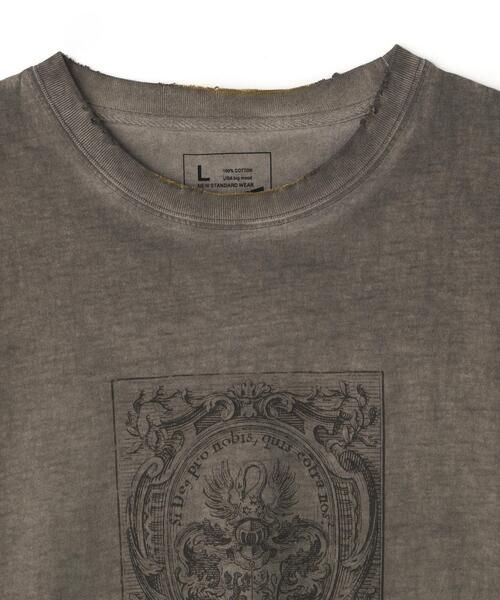 DANKE SCHON(ダンケシェーン)の「DankeSchon/ダンケシェーン/SPRAYBURN EMBLEM(Tシャツ/カットソー・レディース・ベージュ・M/L)」の2枚目の写真
