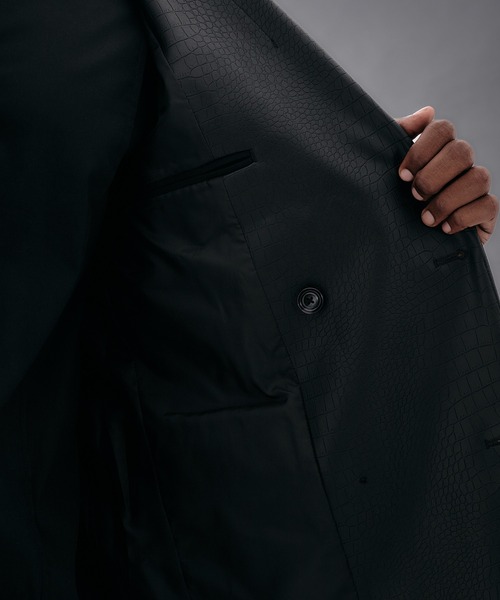 ANDER HUNK(アンダーハンク)の「Crocodile Lapel Tailored Jacket/クロコダイルラペルテーラードジャケット(テーラードジャケット・メンズ・ブラック・MEDIUM/LARGE/SMALL)」の11枚目の写真