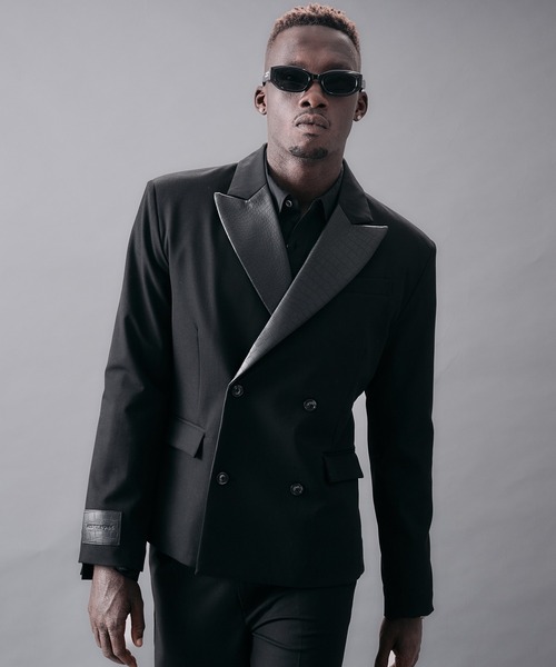 ANDER HUNK(アンダーハンク)の「Crocodile Lapel Tailored Jacket/クロコダイルラペルテーラードジャケット(テーラードジャケット・メンズ・ブラック・MEDIUM/LARGE/SMALL)」の5枚目の写真