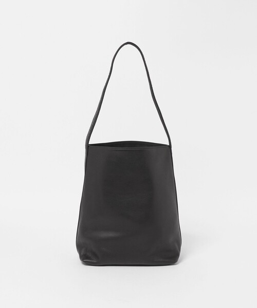 UNITED ARROWS(ユナイテッドアローズ)の「UNFINISHED LEATHER/アンフィニッシュドレザー ワンショルダーバッグ(ショルダーバッグ・メンズ・ブラック・FREE)」の3枚目の写真