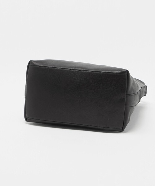 UNITED ARROWS(ユナイテッドアローズ)の「UNFINISHED LEATHER/アンフィニッシュドレザー ワンショルダーバッグ(ショルダーバッグ・メンズ・ブラック・FREE)」の6枚目の写真