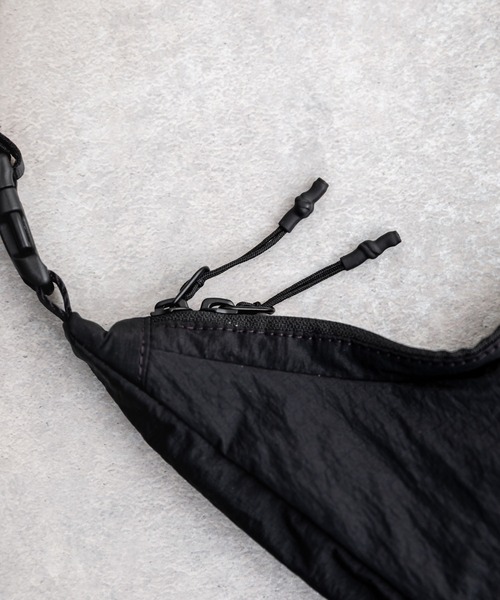 THE NORTH FACE（ザノースフェイス）の「日本未展開モデル THE NORTH FACE ザ・ノースフェイス WHITE LABEL ホワイトレーベル HOBO BAG MINI 2WAYショルダーバッグ/ハンドバッグ（ショルダーバッグ・レディース・クリーム/シルバーグレー/ブラック/ピンク・FREE）」の20枚目の写真