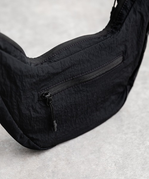 THE NORTH FACE（ザノースフェイス）の「日本未展開モデル THE NORTH FACE ザ・ノースフェイス WHITE LABEL ホワイトレーベル HOBO BAG MINI 2WAYショルダーバッグ/ハンドバッグ（ショルダーバッグ・レディース・クリーム/シルバーグレー/ブラック/ピンク・FREE）」の10枚目の写真