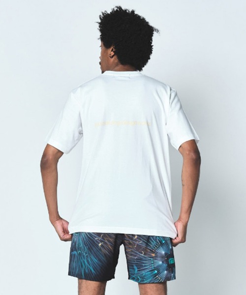 reversal.dogi.design.works（リバーサル・ドーギ・デザイン・ワークス）の「＜reversal/リバーサル＞PILGRIMAGE BIG MARK COTTON TEE（Tシャツ/カットソー・メンズ・ホワイト/ブラック・XL/L/M）」の7枚目の写真