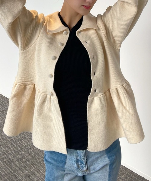 Human 2nd Occasion(ヒューマンセカンドオケージョン)の「衿付ペプラム総針ニットプルオーバー(ニット/セーター・レディース・ブラック/ナチュラル・FREE)」の12枚目の写真