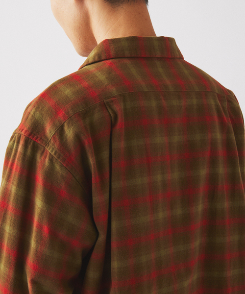 PENDLETON(ペンドルトン)の「PENDLETON / ペンドルトン 別注 コットン シャギー オープンカラーシャツ(シャツ/ブラウス・メンズ・キャメル/ホワイト×ホワイト/カーキ/チャコールグレー/ブラウン・LARGE/MEDIUM)」の22枚目の写真