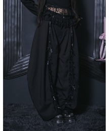 AVENCHUMU（アバンチュウム）の「Lace & garter wide slacks（スラックス）」
