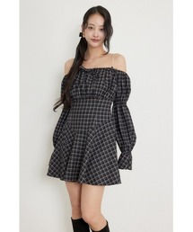 オフショルチェックミニワンピース 秋服 冬服