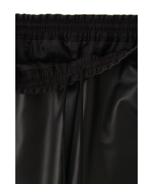 YLEVE(イレーヴ)の「YLEVE / SHEEP LEATHER TR(その他パンツ・レディース・ブラック・1/2/0)」の17枚目の写真