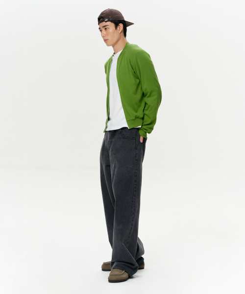 ERA（エラ）の「メンズ ERA ワイドフィット デニムパンツ - ダークグレー（デニムパンツ・メンズ・その他・MEDIUM/LARGE）」の4枚目の写真