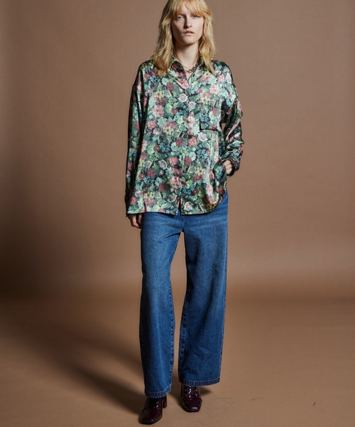 MAISON SPECIAL(メゾンスペシャル)の「【26WINTER PRE-ORDER】Gobelin Flower Print Shirt/ゴブランフラワープリントシャツ(シャツ/ブラウス・レディース・レッド/ブルー・FREE)」の16枚目の写真