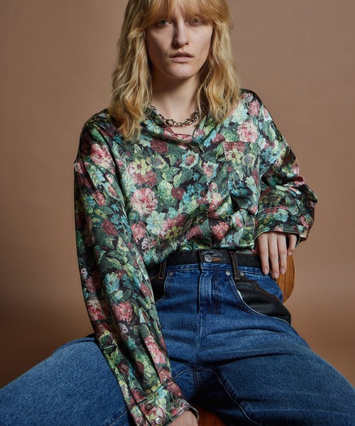 MAISON SPECIAL(メゾンスペシャル)の「【26WINTER PRE-ORDER】Gobelin Flower Print Shirt/ゴブランフラワープリントシャツ(シャツ/ブラウス・レディース・レッド/ブルー・FREE)」の18枚目の写真