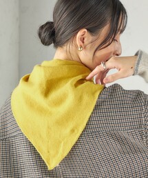 James Charlotte（ジェイムスシャルロット）の「【SHIPS別注】YLEVE×James Charlotte: トライアングル スカーフ（バンダナ/スカーフ）」