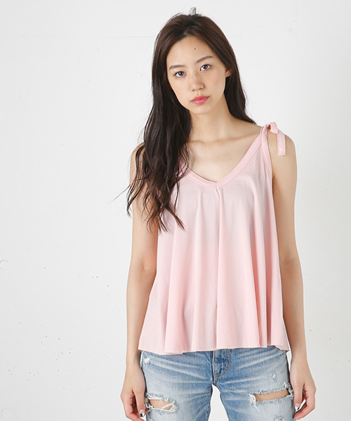 MOUSSY（マウジー）の「SHOULDER RIBBON FLARE TOP J（キャミソール・レディース・ピンク/ホワイト/ブラック・FREE）」の3枚目の写真