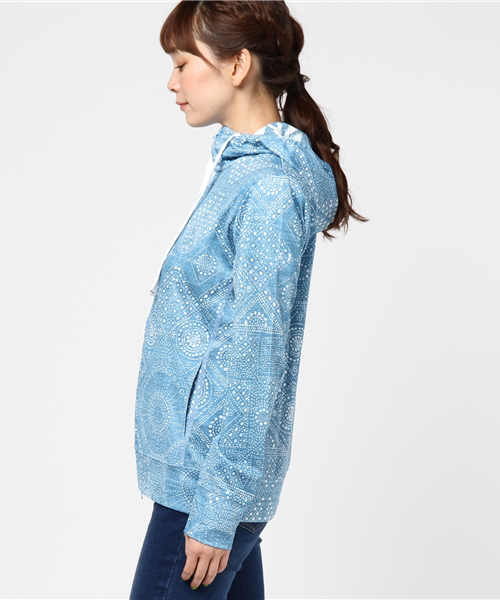 BILLABONG(ビラボン)の「BILLABONG レディース【ACTIVE】トレーニングUVジップパーカ(パーカー・レディース・ブルー/ブラック/インディゴブルー・LARGE/MEDIUM)」の6枚目の写真
