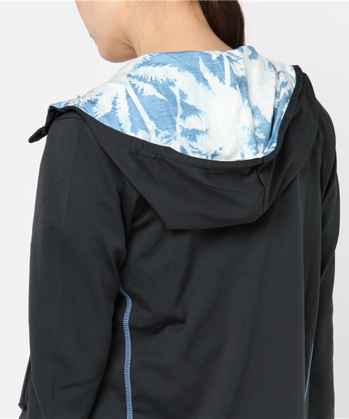 BILLABONG(ビラボン)の「BILLABONG レディース【ACTIVE】トレーニングUVジップパーカ(パーカー・レディース・ブルー/ブラック/インディゴブルー・LARGE/MEDIUM)」の8枚目の写真