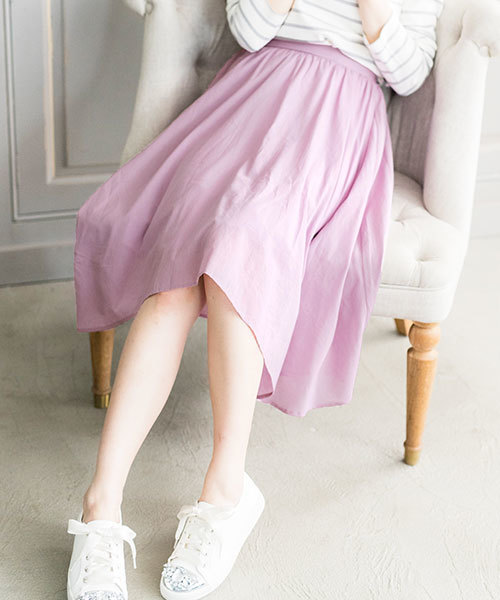 KOBE LETTUCE（コウベレタス）の「ふんわりフレアで女性らしく！ウエストゴム★イレギュラーヘム膝丈スカート/ミモレ丈/神戸レタス[M1636]（スカート・レディース・ブルー/レモンイエロー/ラベンダー/コーラル/レッド/カーキ/アイボリー/ブラック/ホワイト系その他/ブルー系その他/ダークパープル/モカ/ネイビー・FREE）」の10枚目の写真