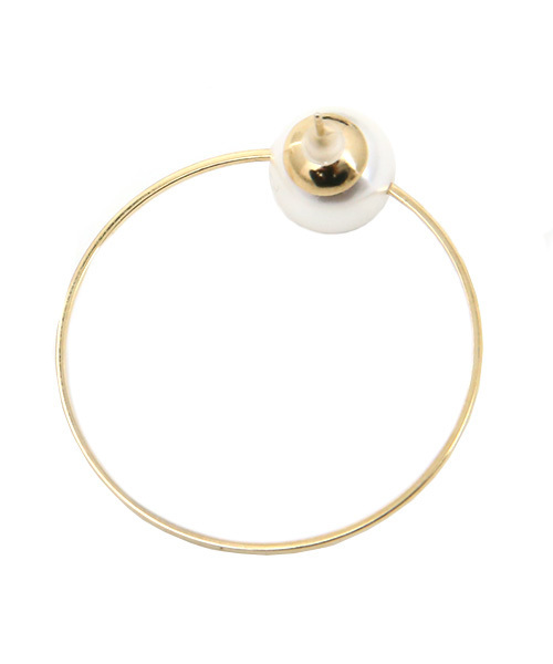 Luz Llena (NEY)(ラズレナニー)の「パールサークルピアス(ピアス(両耳用)・レディース・ゴールド/シルバー・フリ-)」の4枚目の写真