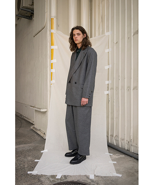 CABANE de ZUCCa（カバンドズッカ）の「ストレッチフラノ（その他