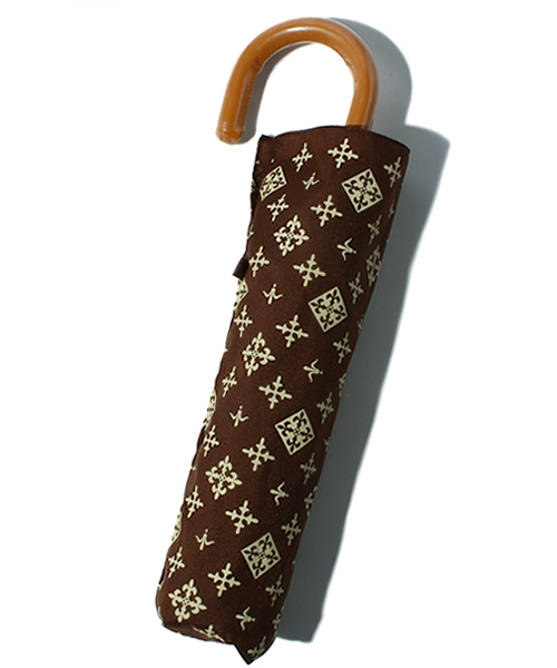 russet（ラシット）の「【Daily】生地折りたたみ傘(UV)（折りたたみ傘・レディース・ネイビー/ブラウン/ボルドー/グレー・FREE）」の3枚目の写真