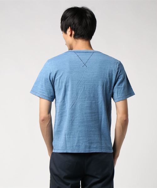 Denime（ドゥニーム）の「INDIGO V/N POCKT TEE（Tシャツ/カットソー・メンズ・インディゴブルー/ブルー系その他・MEDIUM/SMALL/LARGE）」の4枚目の写真