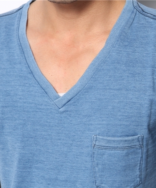 Denime（ドゥニーム）の「INDIGO V/N POCKT TEE（Tシャツ/カットソー・メンズ・インディゴブルー/ブルー系その他・MEDIUM/SMALL/LARGE）」の7枚目の写真
