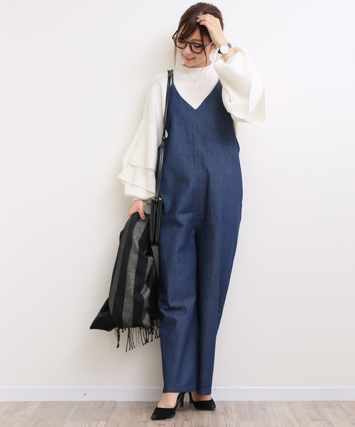 andme（アンドミー）の「デニムキャミサロペット Vネック
