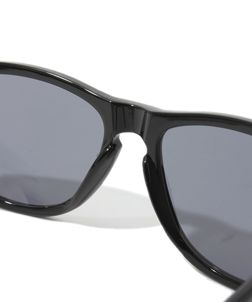 OAKLEY(オークリー)の「オークリー フロッグスキン サングラス OAKLEY Frogskins 24-306(サングラス・メンズ・ブラック・ONE SIZE)」の8枚目の写真